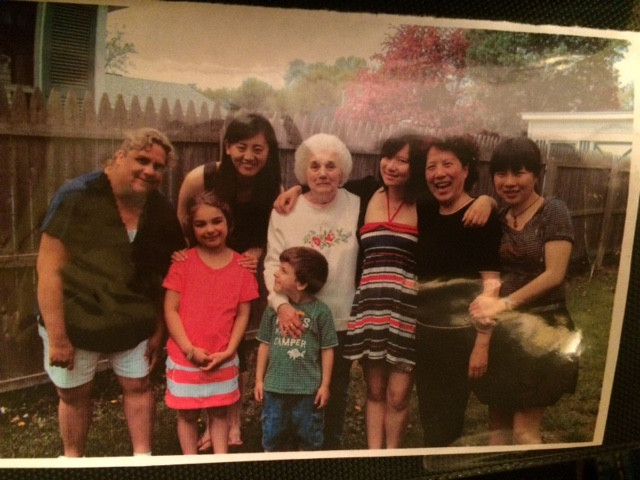 NanaAndGrandchildren MainPic