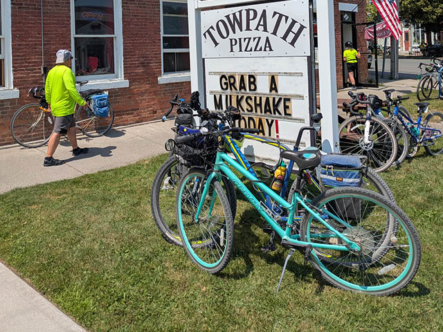 600 Cyclists Travel from Seneca Falls to Syracuse on 400 Mile Tour