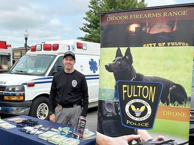 Fulton PD Participates in Community Connections at the Fulton Farmers Market