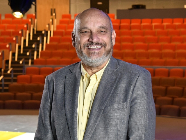 Retiring Brad Korbesmeyer Honored for Setting Stage for SUNY Oswego Student Writers