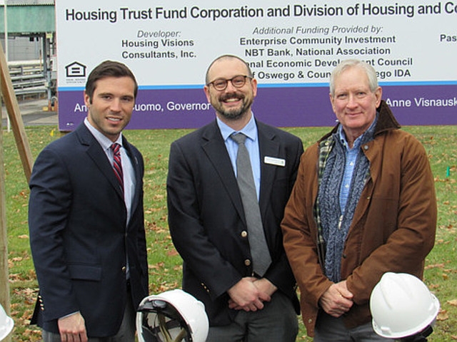 Harbor View Square Breaks Ground