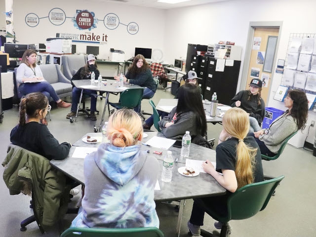 'Women in Trades' Club Looks to Connect, Bridge Gaps in Fields