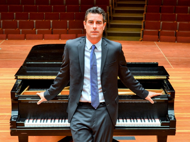 Pianist Robert Auler to Perform Classical Concert Nov. 24