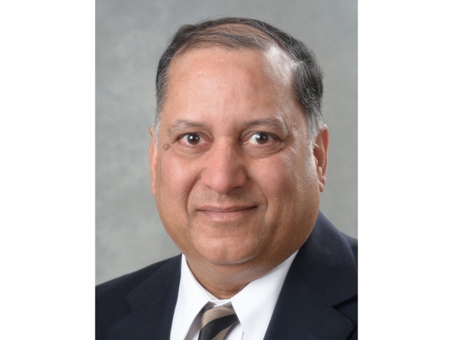 Alok Kumar Recognized as SUNY Distinguished Teaching Professor