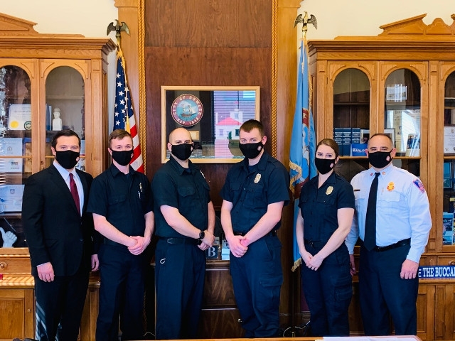 Mayor Barlow Welcomes Four New Firefighters to Oswego Fire Department