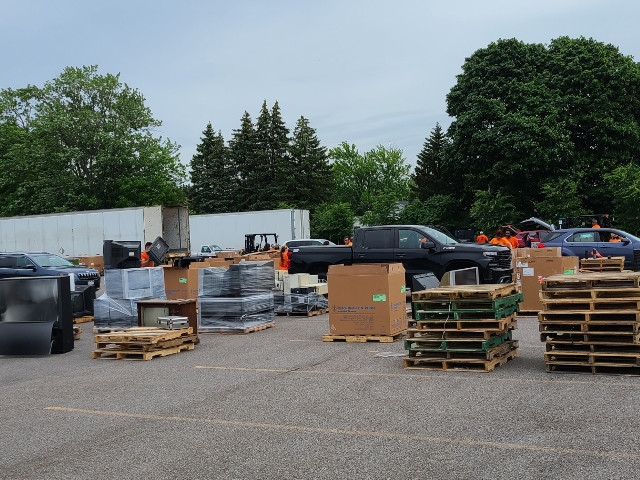 Electronics Recycling Event Well Attended In Oswego