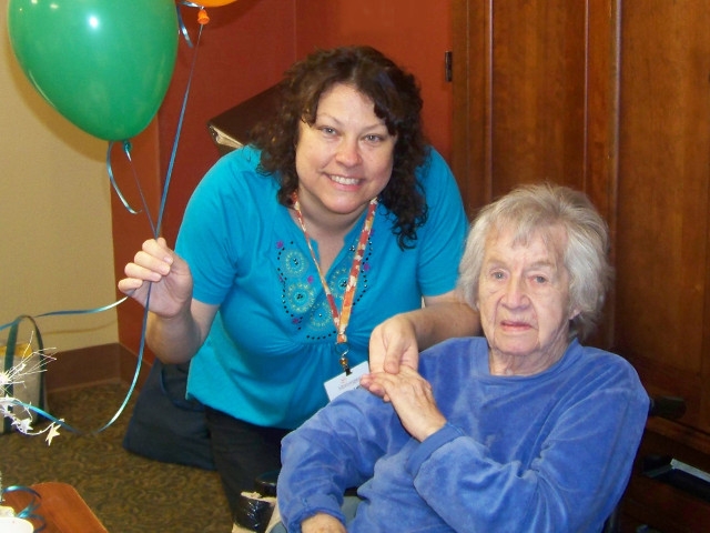 Morningstar Resident Celebrates Her 90th Birthday
