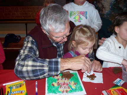 Kids can help decorate Marine Museum's Holiday Tree