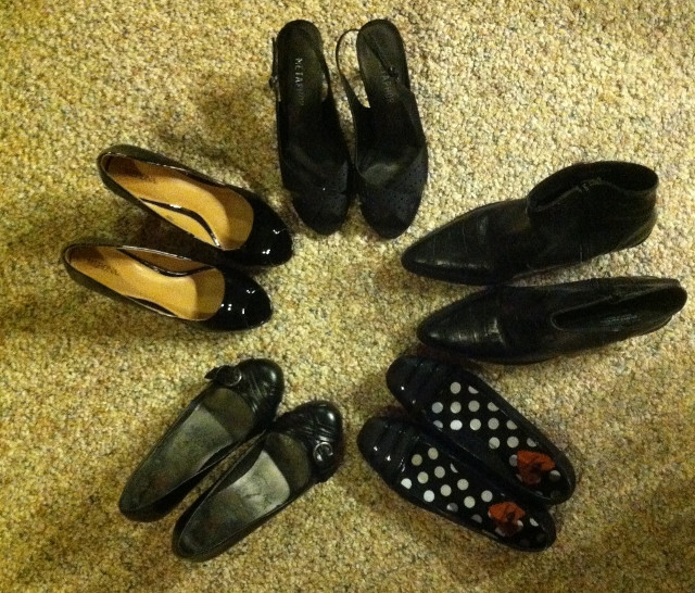 Matching shoes, pants, skirts and tights