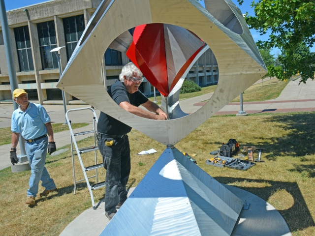 Renewable Energy, Interactivity Distinguish Several New Outdoor Sculptures