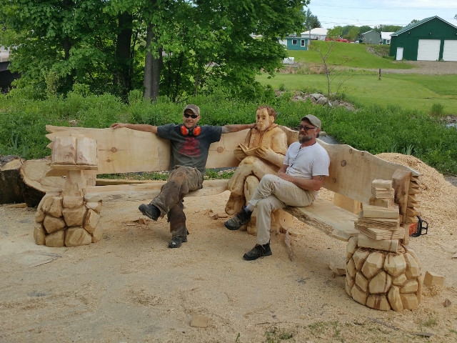Celebrating the Arts Live Chainsaw Wood Carving of William Casey