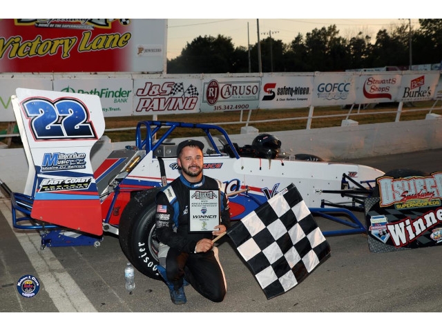 Bruce, Thompson Split ‘Retro Night’ Novelis Supermodified Twin 40's