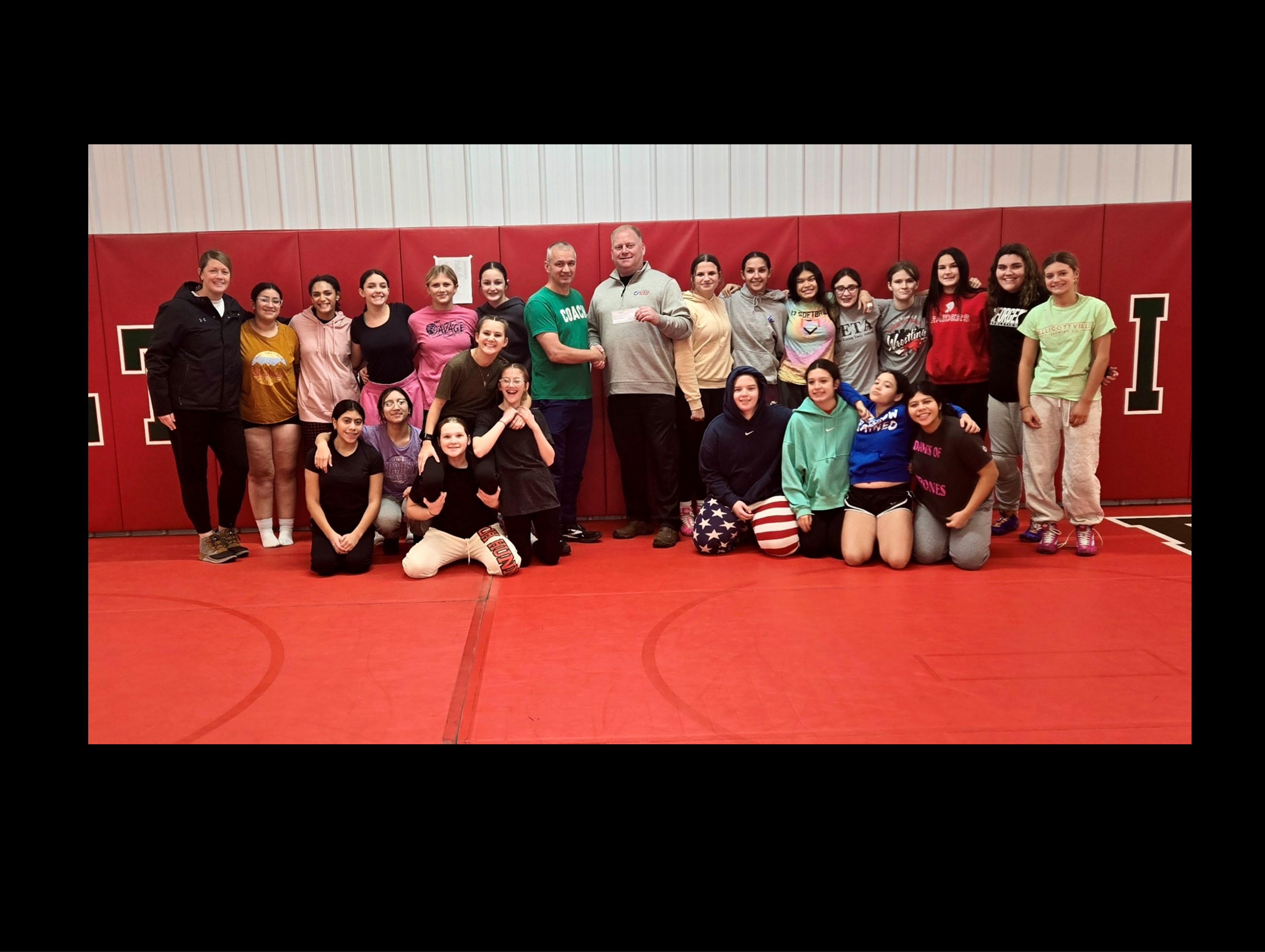 Fulton Lions Donate $500 to Fulton Wrestling Club