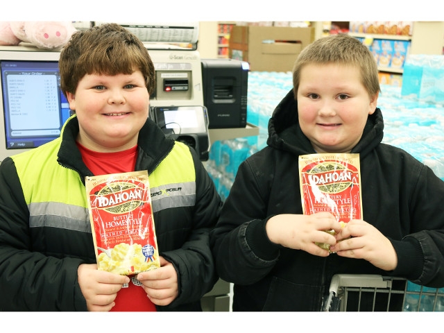 Fulton Students Provide Help for Holidays