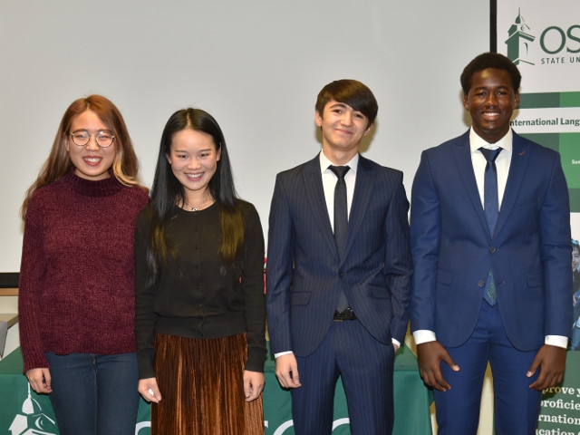 SUNY Oswego Awards Certificates in New Year-Round Intensive English Program
