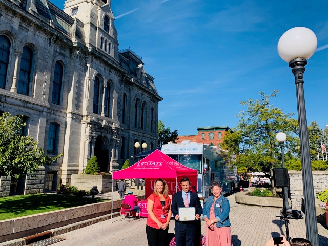 Mayor Barlow Partners With Upstate, OCO to Bring Mobile Mammogram Van to Oswego