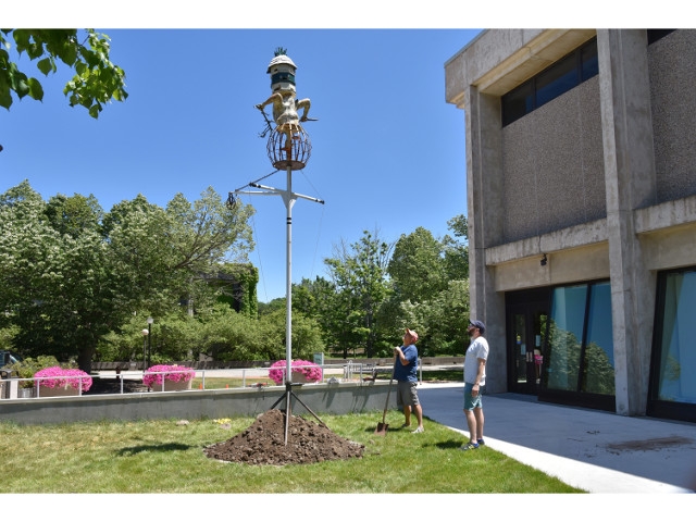 Sculptor Makes Gift of Birdhouse-As-Sculpture to SUNY Oswego