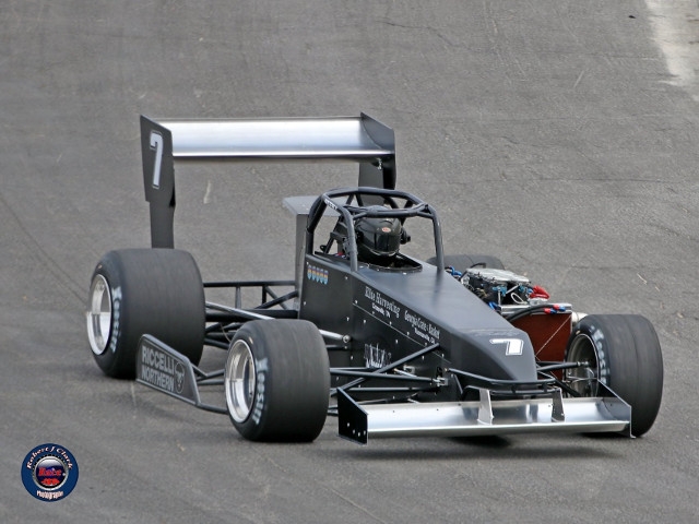 Otto Sitterly and 'Black Betty' Lead Oswego's Open Practice