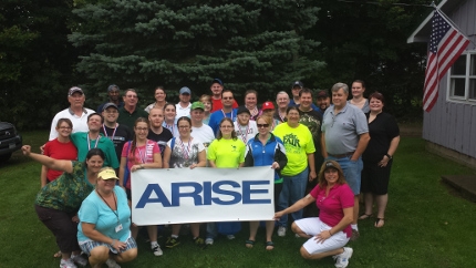 Evergreen Hills hosts ARISE golf clinic