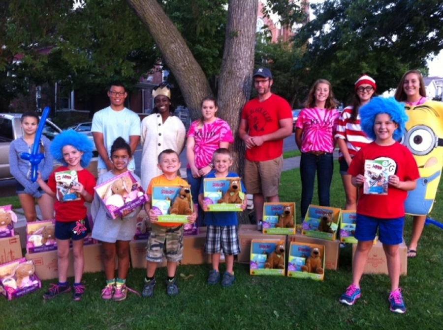 Oswego Bookmobile Receives Grant