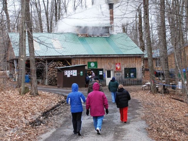 Plan Ahead for 2018 Maple Weekends Fun: New 4-County Brochure Available