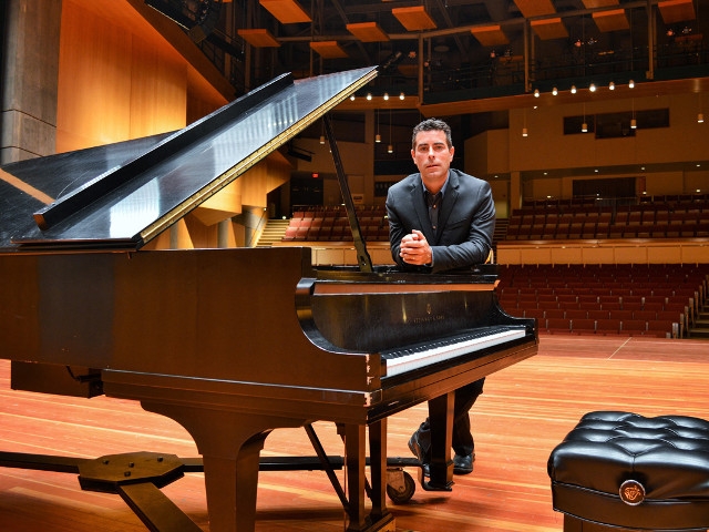 Pianist Robert Auler to Perform Favorites in Oct. 21 Concert