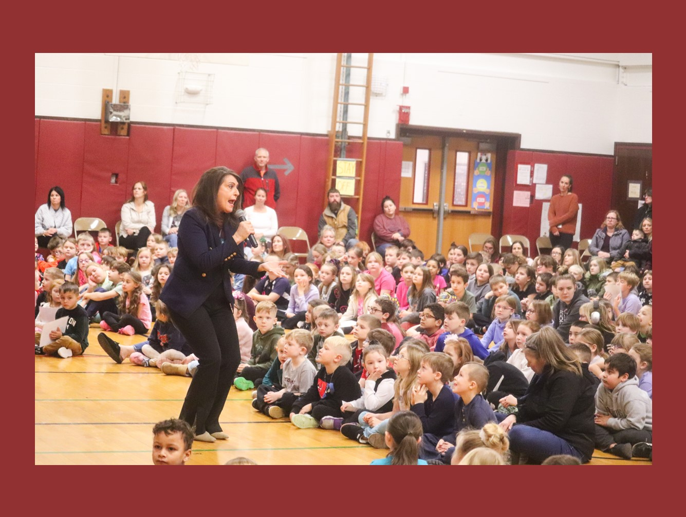 NewsChannel9's Casciano Shares Lessons, Reads to HME Students From Hockey Book