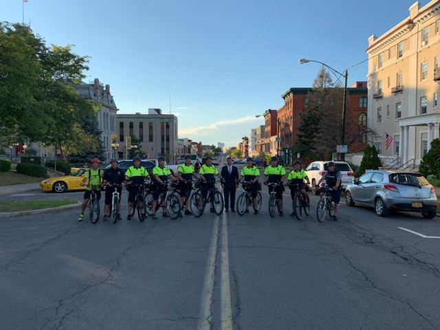 Mayor Barlow Announces International Police Mountain Bike Association School Hosted in Oswego