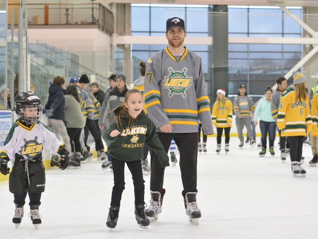 Holiday Skate with Lakers Dec. 9 to Support 2018 United Way