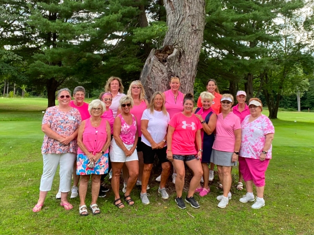 Emerald Crest Golf Club “Pink Night” Supports OCO’s Cancer Services