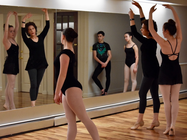 Ballet Students to Join College-Community Orchestra Members In Concert