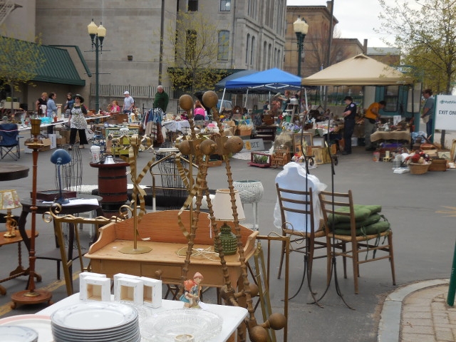 "OsweGO Sundays" Gets Off to a Great Start!