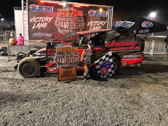 Tyler Thompson Clinches Second Consecutive World Short Track Championship