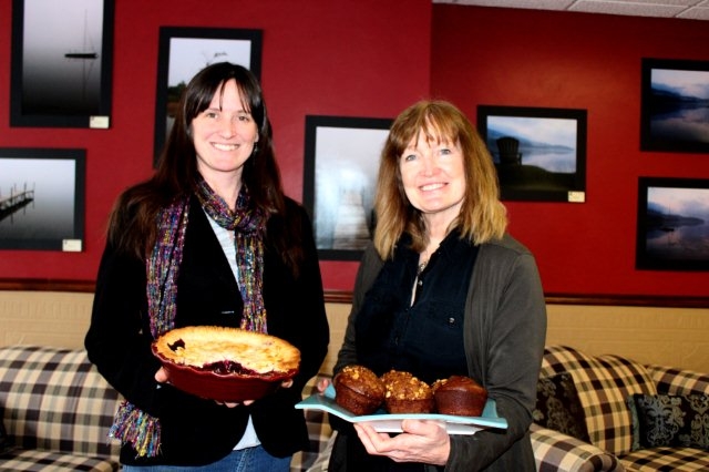 CoffeeNook brews up all-natural coffee, tempting treats