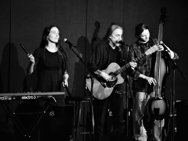 College's Focus on Faculty Concert to Feature Avalon Duo Plus Alumnus