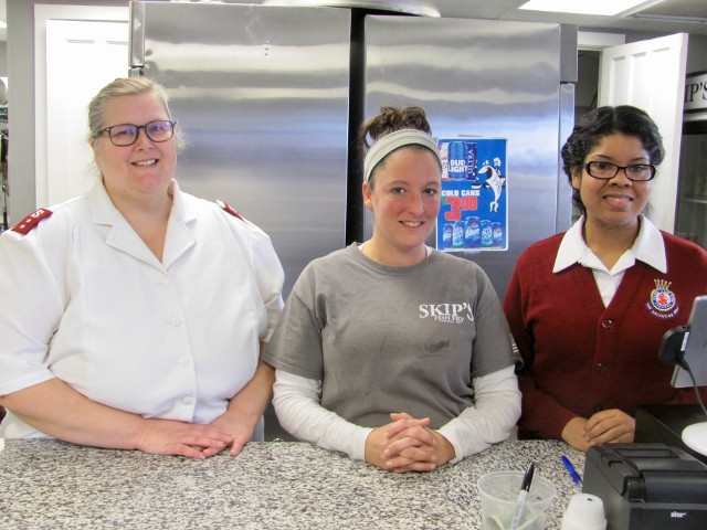 Skip’s Fish Fry Collecting Food for Salvation Army