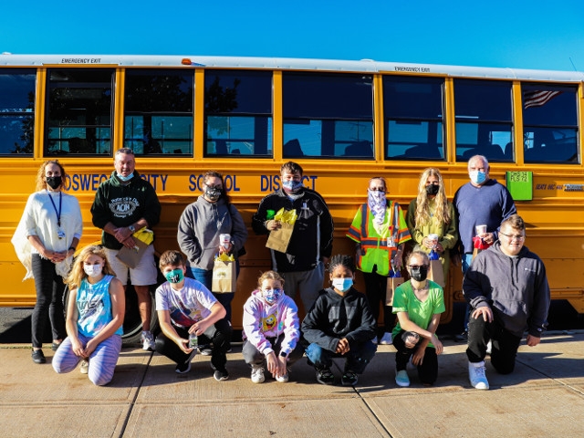 Leighton Elementary Celebrates School Bus Drivers