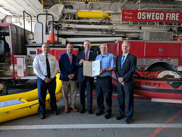 Barclay Thanks Fire Fighter Sean O’Gorman for Brave Act