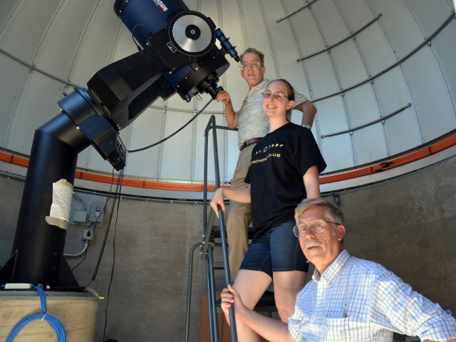 Mars to Shine in Public Viewing Party July 24-31 at Rice Creek Observatory