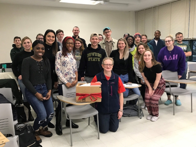 Oswego Faculty Member Again Coordinates Holiday Card Drive