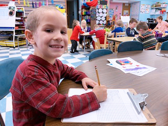 Leighton Kindergarten Students Hold Class Election Event on Election Day