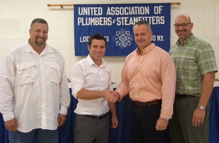 Local 73 endorses Barlow