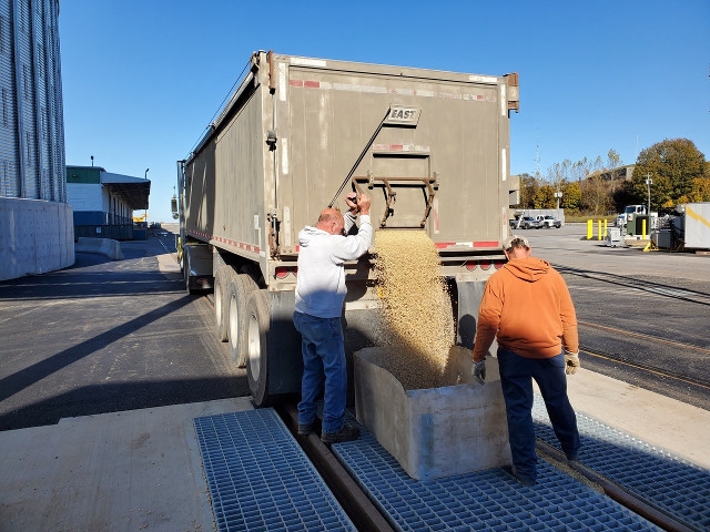 Port of Oswego Authority Opens NY State Grain Export Center
