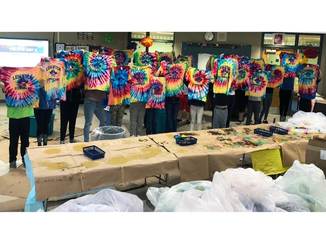 Tie Dye T-Shirts A Colorful Lesson For Leighton Elementary Students