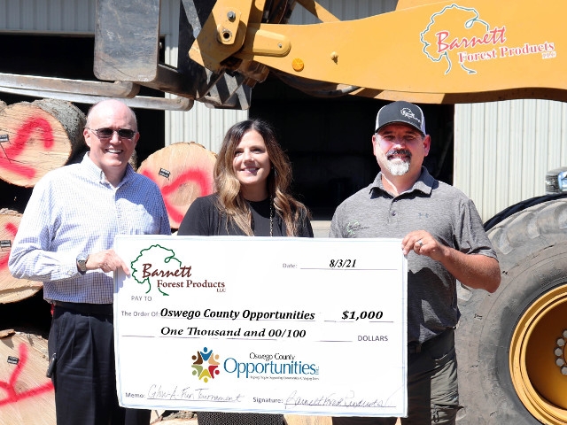 Barnett Forest Products Supports OCO's Glow-A-Fun Nightime Golf Tournament