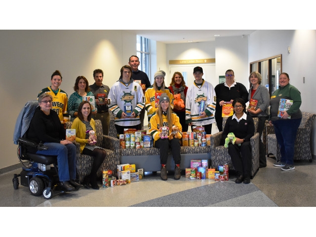 Lakers Hockey Teams Work to ‘Ice’ Hunger
