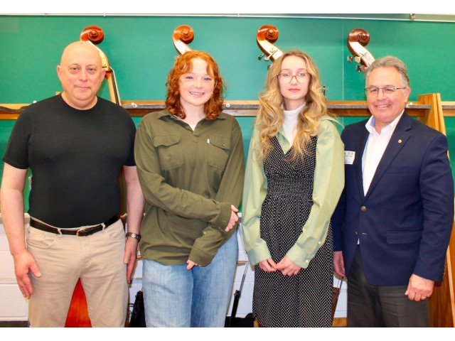 Galvin, Acker Earn Fulton Music Association Senior Awards