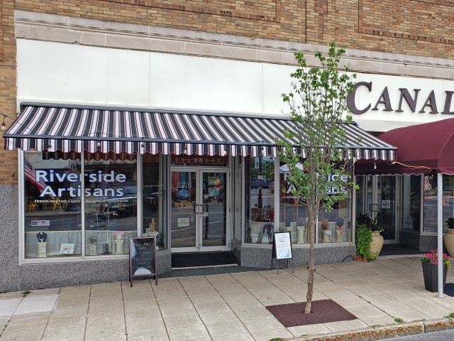 Riverside Artisans Offers Incentives to New Full Members