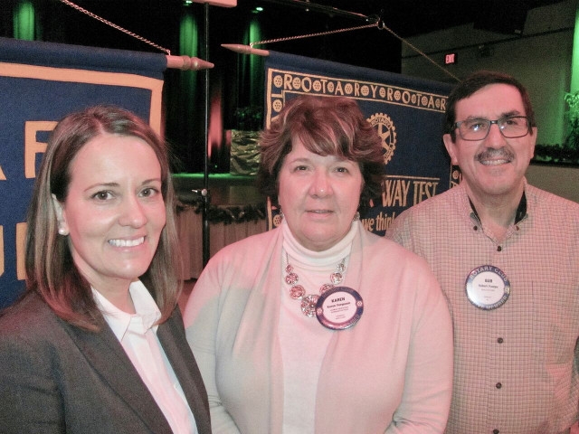 Chena Tucker Presents to Oswego Rotary