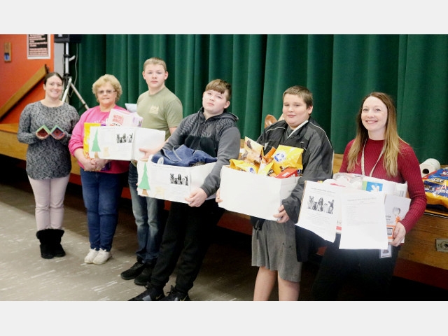 Mexico Middle School Provides Donations for Oswego Animal Shelter